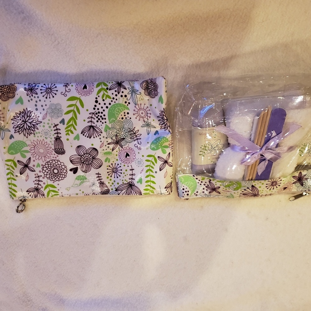 Gwyneth Hammond mini pedicure set.